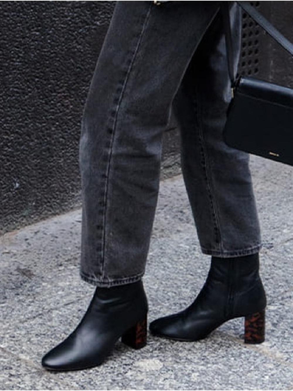 Kurt Geiger Stride 90 Black leather Boot size 37